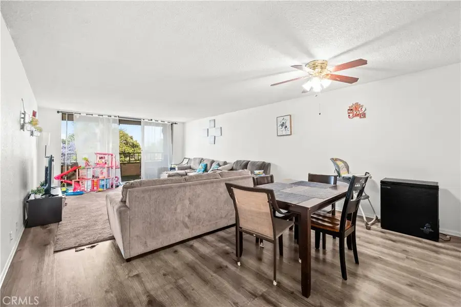 4505 California, Long Beach, CA 90807 - #2