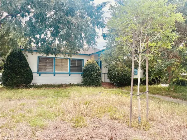 2698 Redlands Drive, Costa Mesa, CA 92627