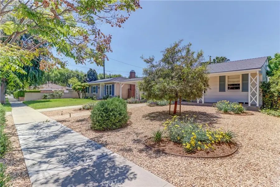317 N Beachwood Avenue, Burbank, CA 91506 - #3