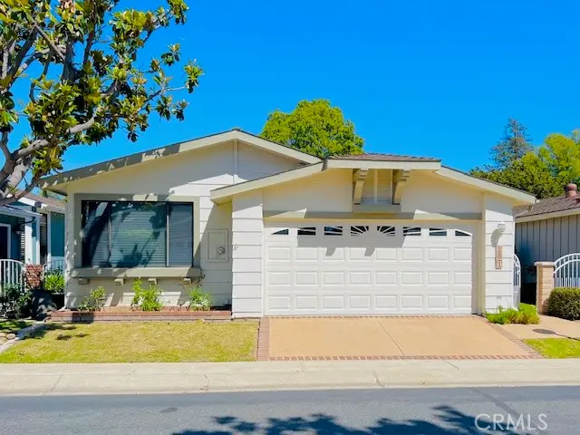 2621 Park #1971984, Santa Ana, CA 92705 - #1