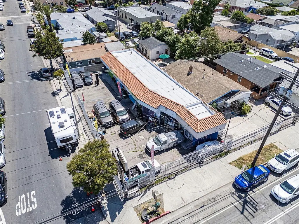 6500 S Hoover, Los Angeles, CA 90044 - #1