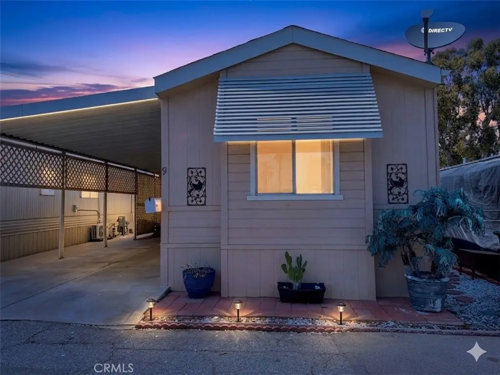 1203 W 6th, Corona, CA 92882 - #1