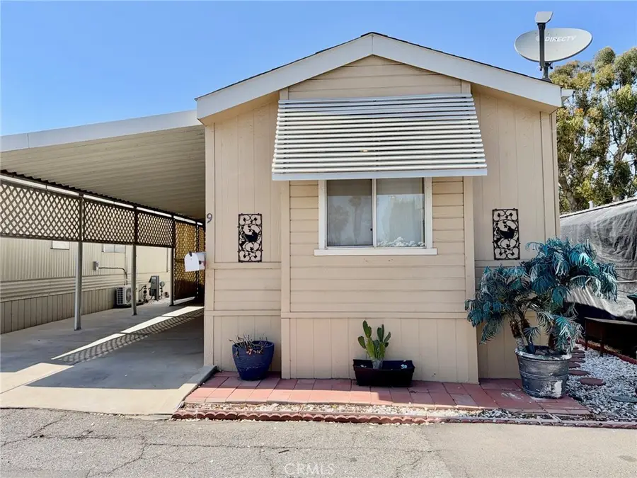 1203 W 6th, Corona, CA 92882 - #2