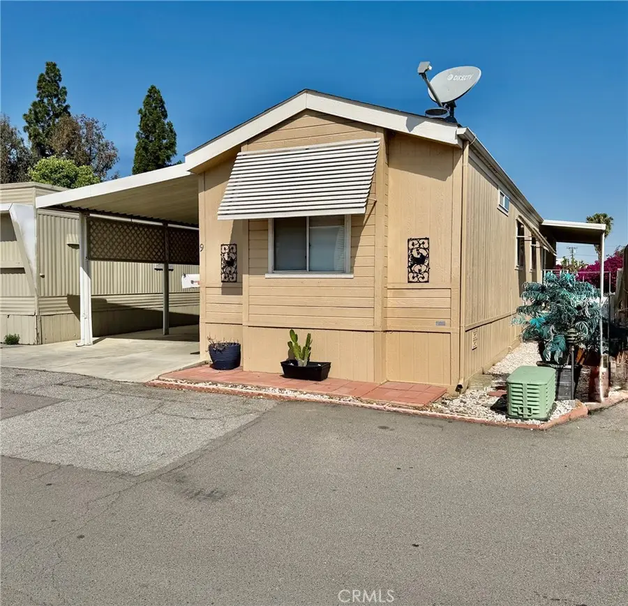 1203 W 6th, Corona, CA 92882 - #3