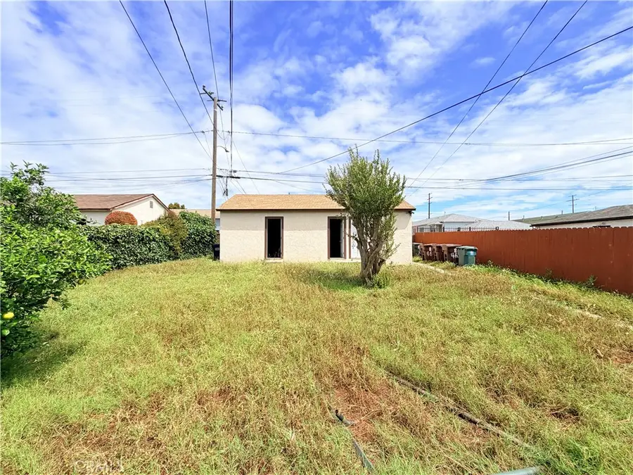 10846 S Manhattan, Los Angeles, CA 90047 - #2