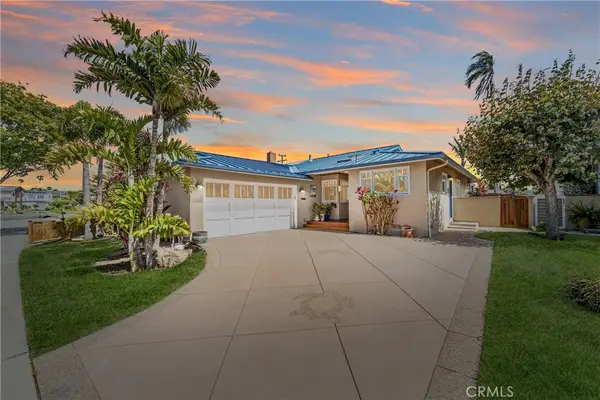 800 Driftwood Avenue, Seal Beach, CA 90740