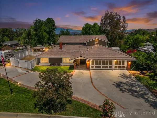7142 Calico Cir, Corona, CA 92881