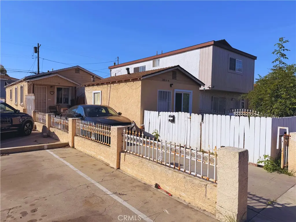 350 E South, Long Beach, CA 90805 - #1