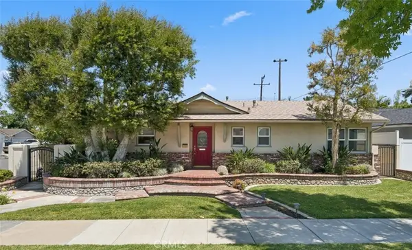 315 E Wilson, Orange, CA 92867