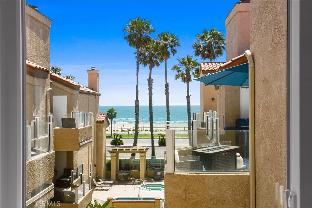 2000 Pacific Coast Hwy #308, Huntington Beach, CA 92648 - #1