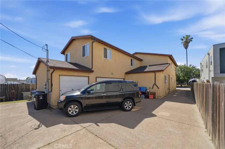 - 1411 W 84th Place, Los Angeles, CA 90047 - #3
