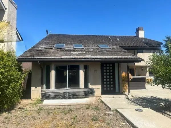 75 Adams Avenue, Huntington Beach, CA 92648