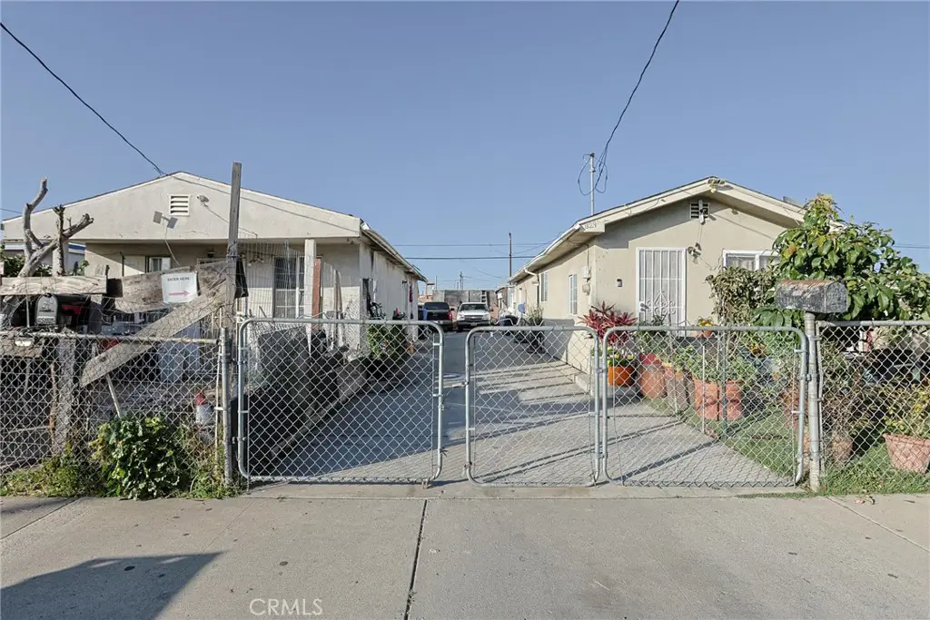 1831 W 3rd, Santa Ana, CA 92703 - #1