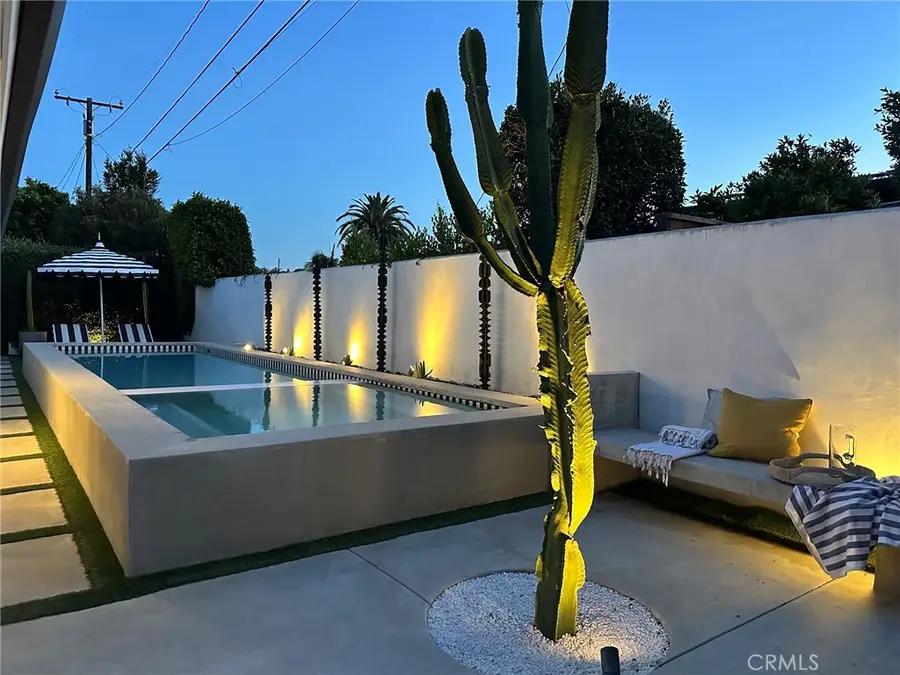 3065 Stevely, Long Beach, CA 90808 - #2