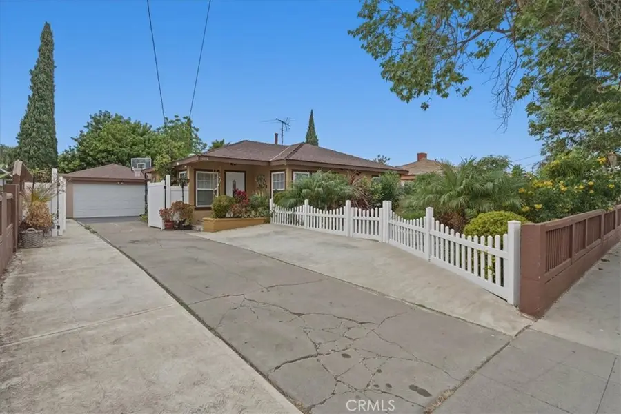 1614 S Flower, Santa Ana, CA 92707 - #2