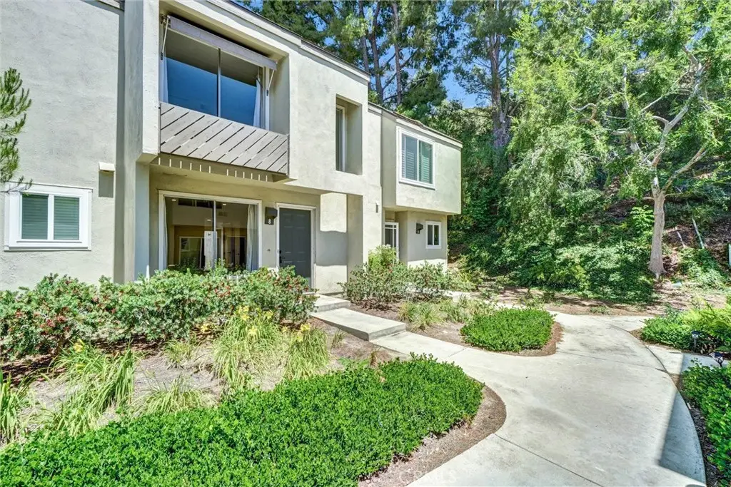 307 N Singingwood #8, Orange, CA 92869 - #1