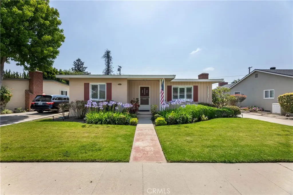2862 Albury Ave, Long Beach, CA 90815 - #1