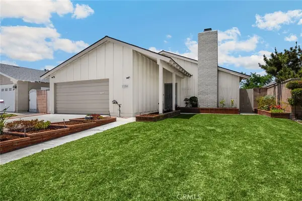 17203 Leslie, Cerritos, CA 90703