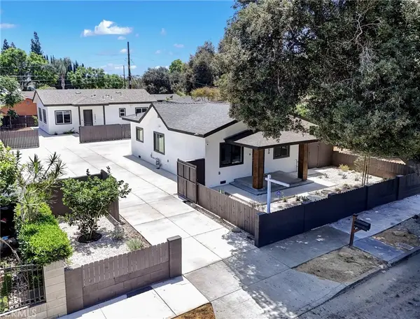 1050 W Chestnut, Santa Ana, CA 92703