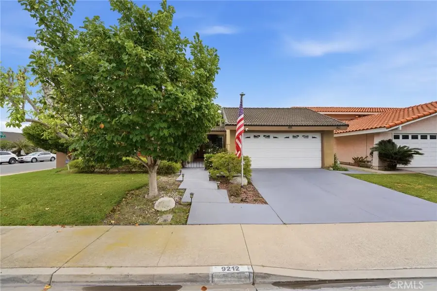 9212 Daffodil, Fountain Valley, CA 92708 - #2