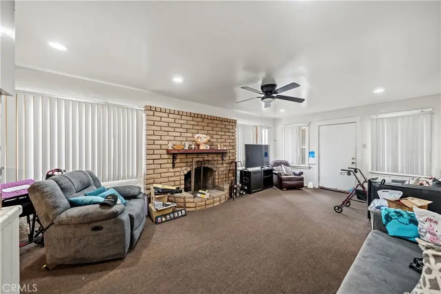 407 S Vancouver Avenue, Los Angeles, CA 90022 - #2