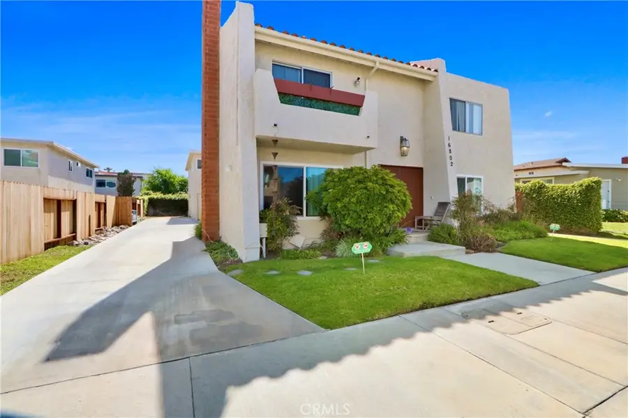 16802 Hoskins Lane, Huntington Beach, CA 92649 - #2