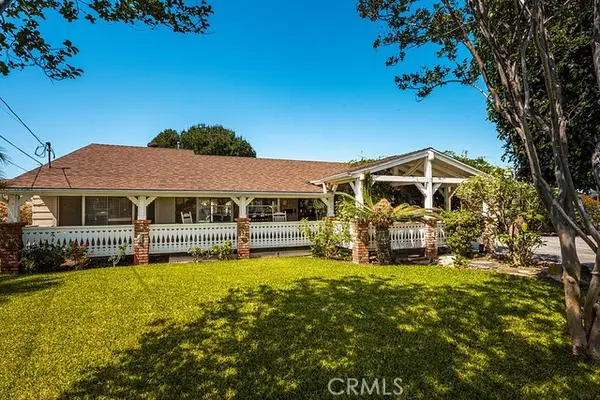 2713 W Huckleberry, Santa Ana, CA 92706