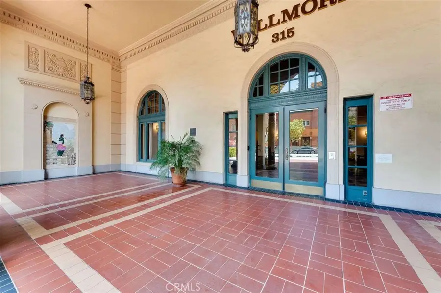 315 W 3rd, Long Beach, CA 90802 - #3