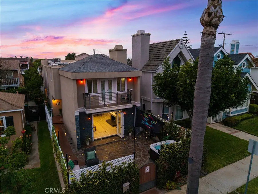 215 Knoxville Avenue, Huntington Beach, CA 92648 - #2