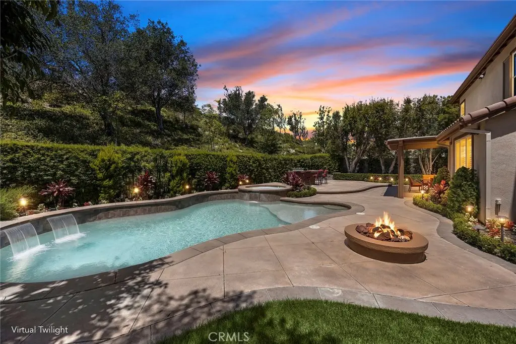 1049 S Summer Breeze, Anaheim Hills, CA 92808 - #1