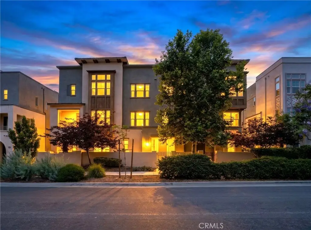 125 Mongoose, Irvine, CA 92618 - #1