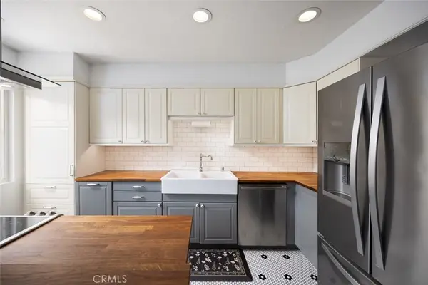 17962 Irvine Boulevard, Tustin, CA 92780