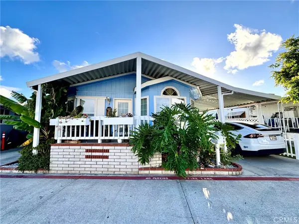 122 S Colombo Lane #77, Tustin, CA 92780
