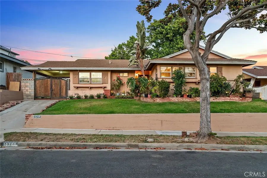 10502 S 8th Place, Inglewood, CA 90303 - #2
