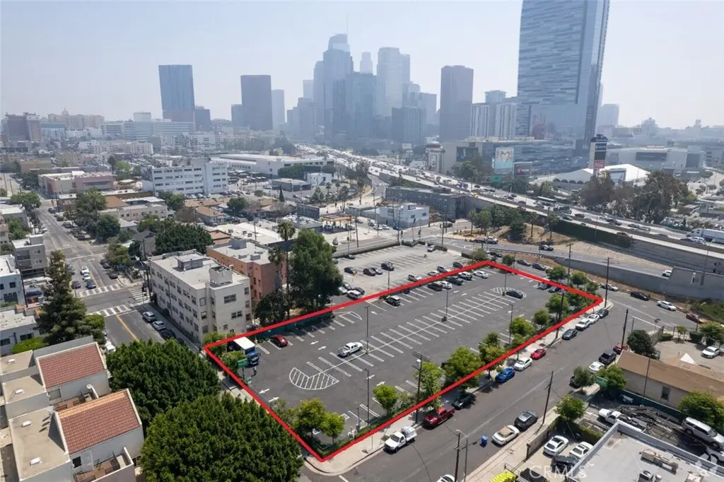 1337 W 11th, Los Angeles, CA 90015 - #1