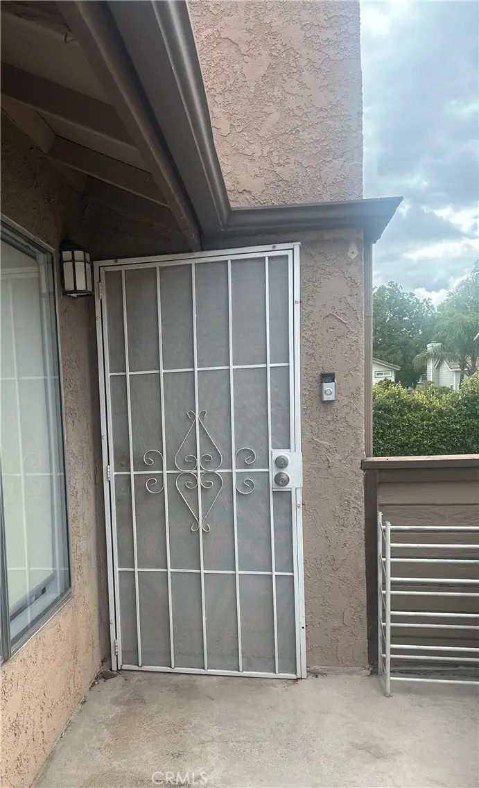 1555 Border #F, Corona, CA 92882 - #1