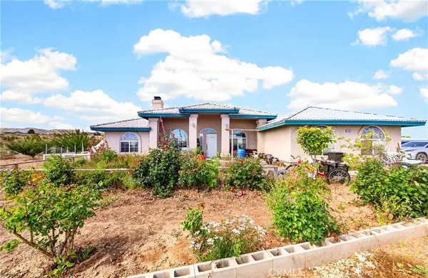 5445 Snow Line, Phelan, CA 92371
