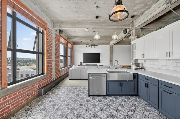 100 W 5th Street #7E, Long Beach, CA 90802