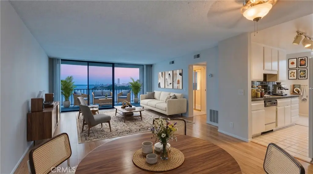 1140 E Ocean, Long Beach, CA 90802 - #1