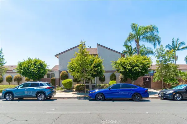 2231 Santa Fe #13, Long Beach, CA 90810