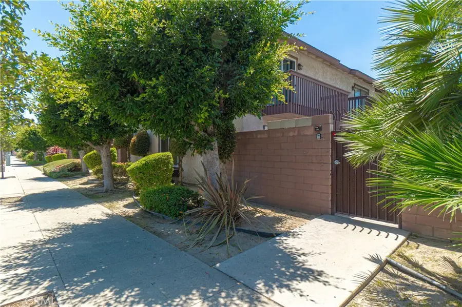 2231 Santa Fe #13, Long Beach, CA 90810 - #3