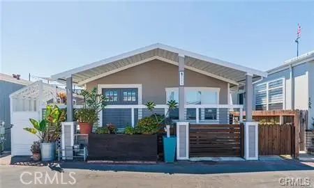 21752 15A Pacific Coast #15a, Huntington Beach, CA 92646