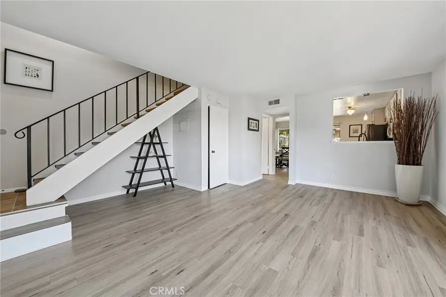 956 S Downey Place, Anaheim, CA 92804 - #3