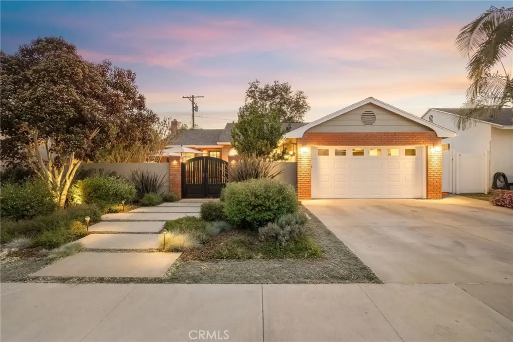 3209 Knoxville Avenue, Long Beach, CA 90808 - #1