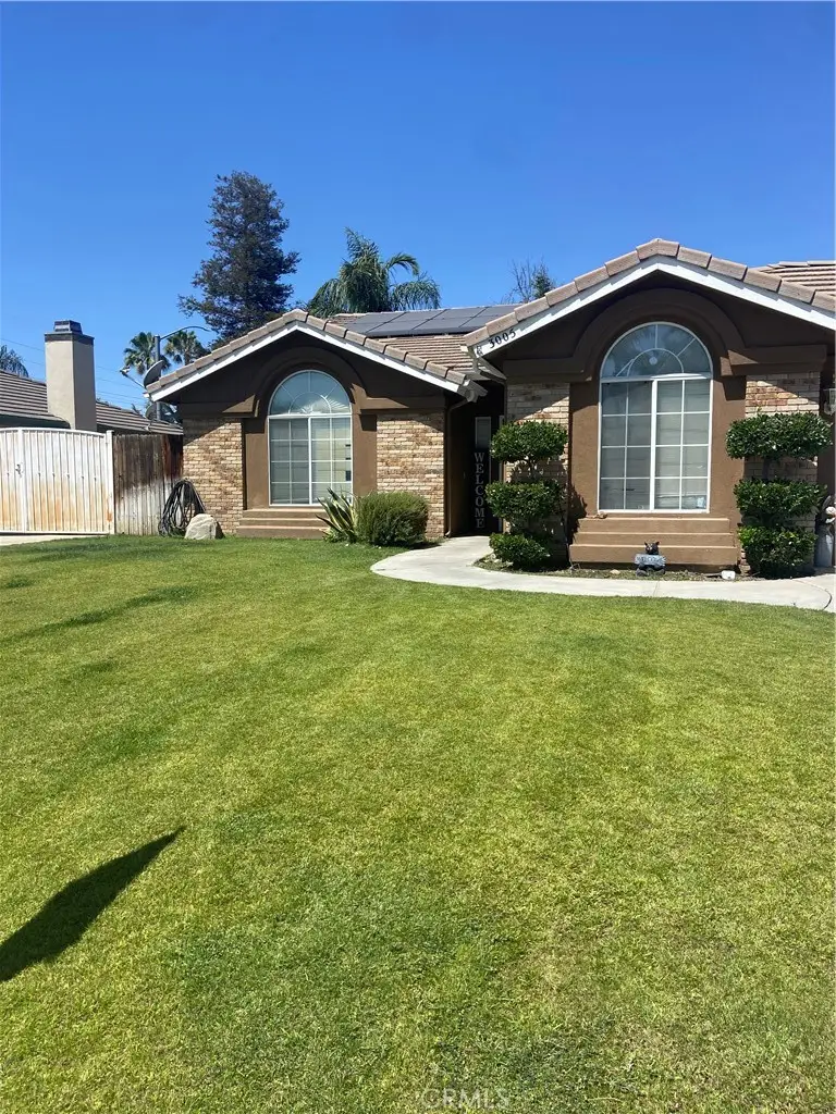 3005 Green Mountain, Bakersfield, CA 93312 - #1
