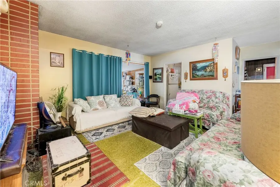 10261 D Este, Anaheim, CA 92804 - #2