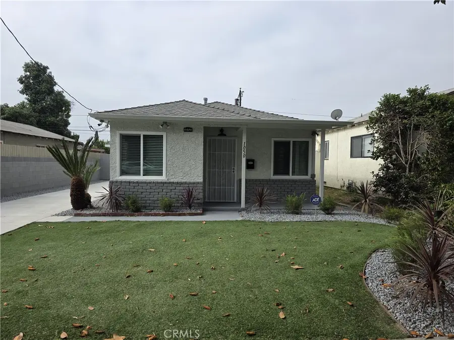 1050 E 72nd, Long Beach, CA 90805 - #3