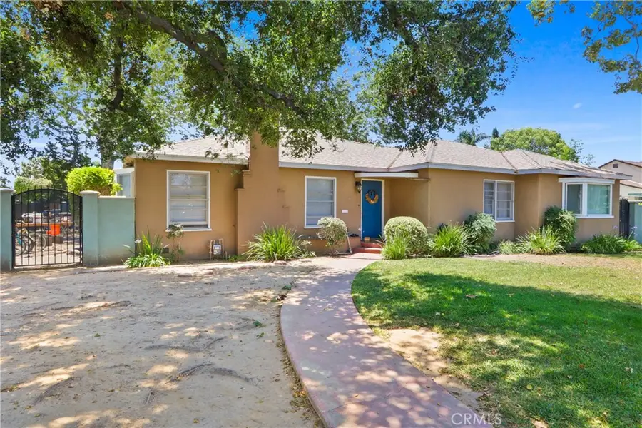 1108 W Acacia Avenue, Orange, CA 92868 - #3
