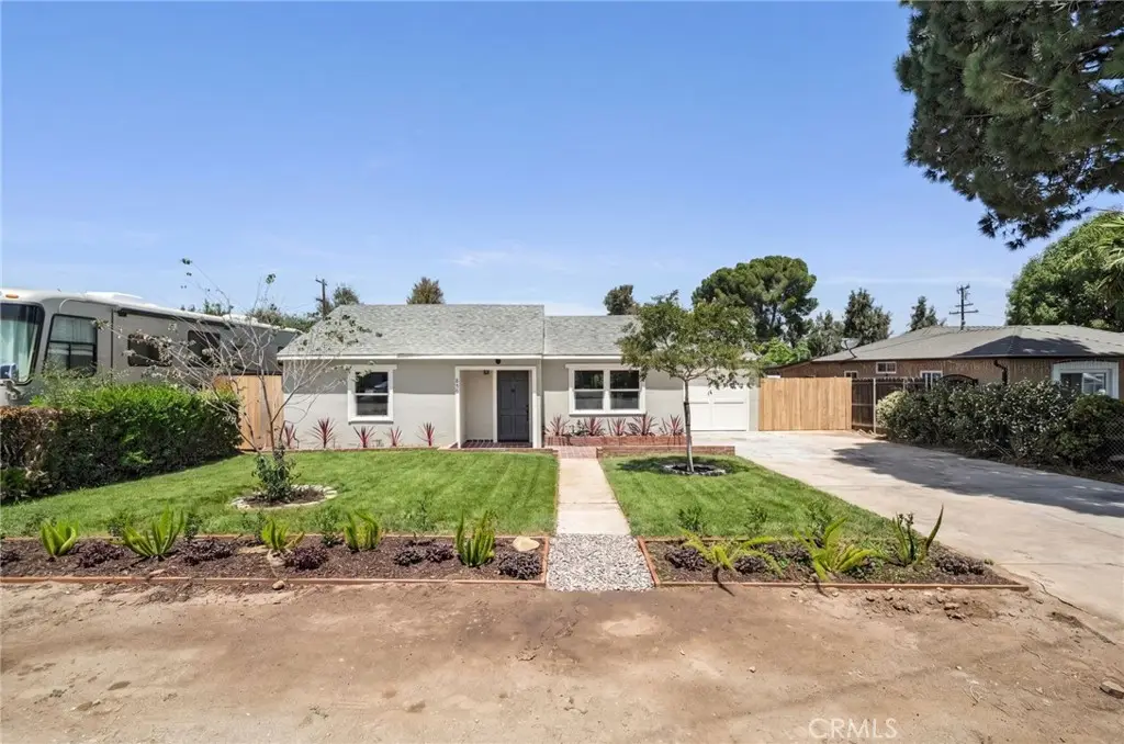 856 Via Bernardo, Corona, CA 92882 - #1