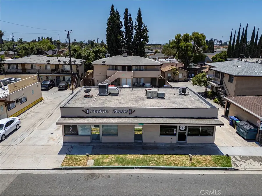 9434 Flower St, Bellflower, CA 90706 - #2